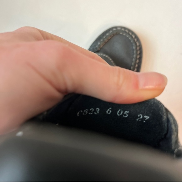 six pieds trois pouces Boys Dark Leather Self Closure Loafers - Picture 8 of 8